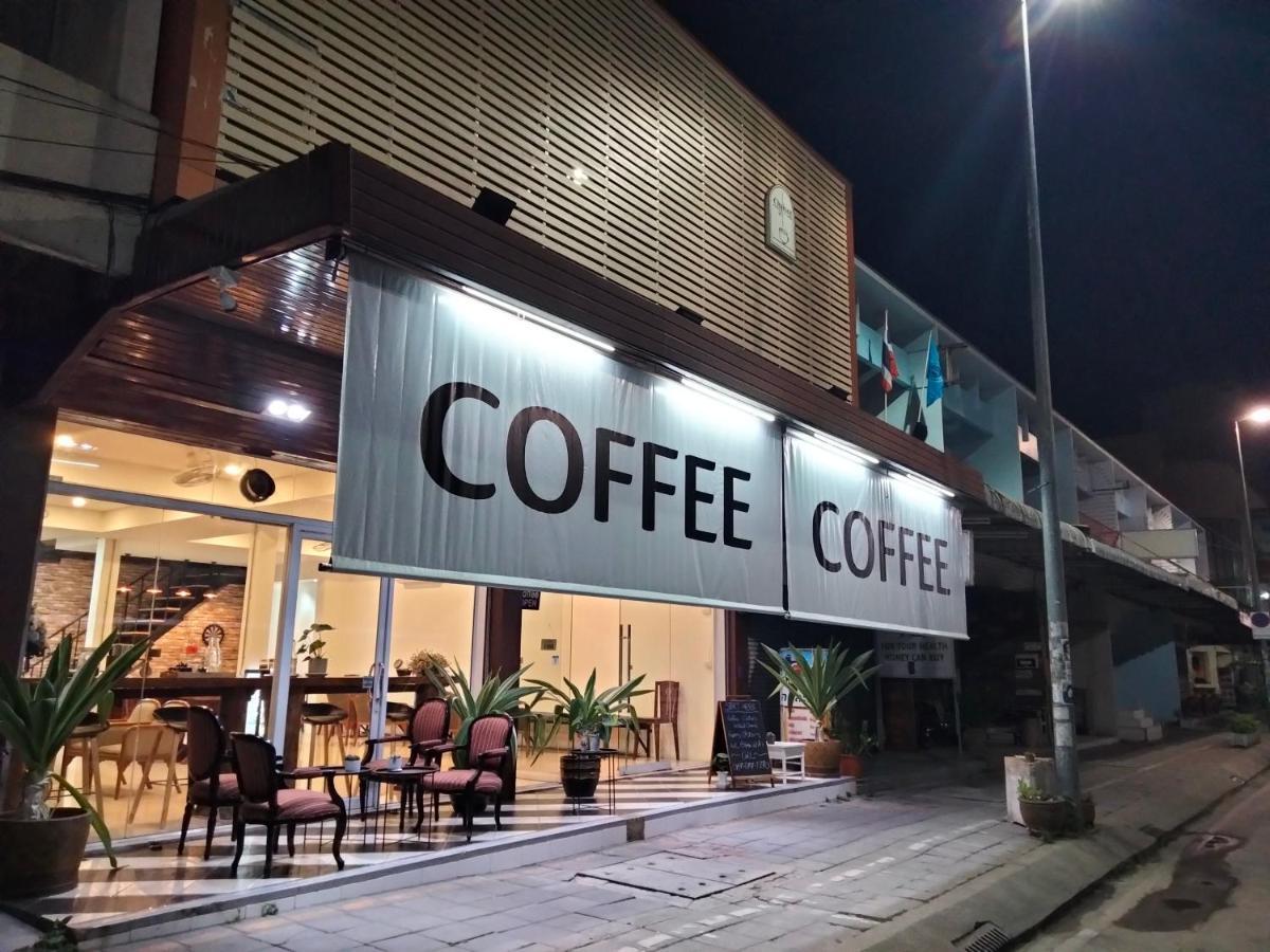 Chaiyee Coffee Τσιάνγκ Μάι Εξωτερικό φωτογραφία