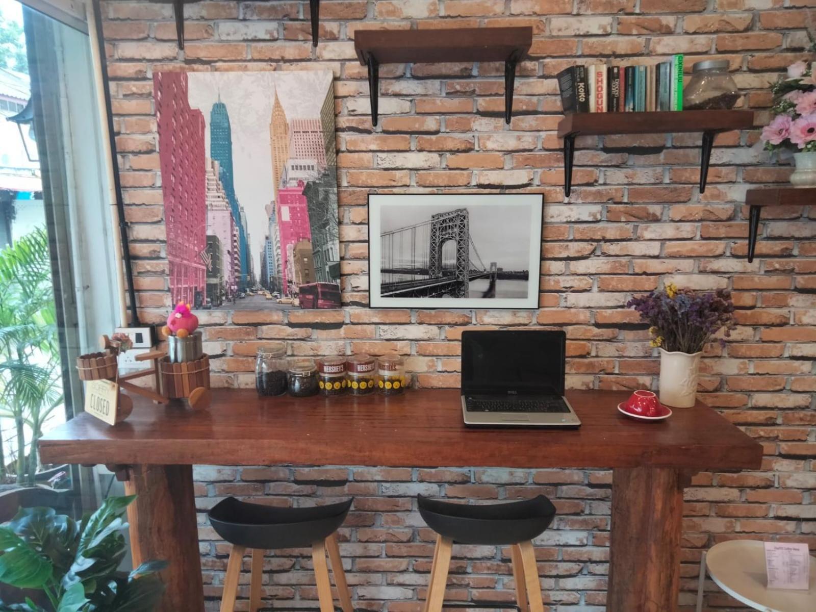 Chaiyee Coffee Τσιάνγκ Μάι Εξωτερικό φωτογραφία